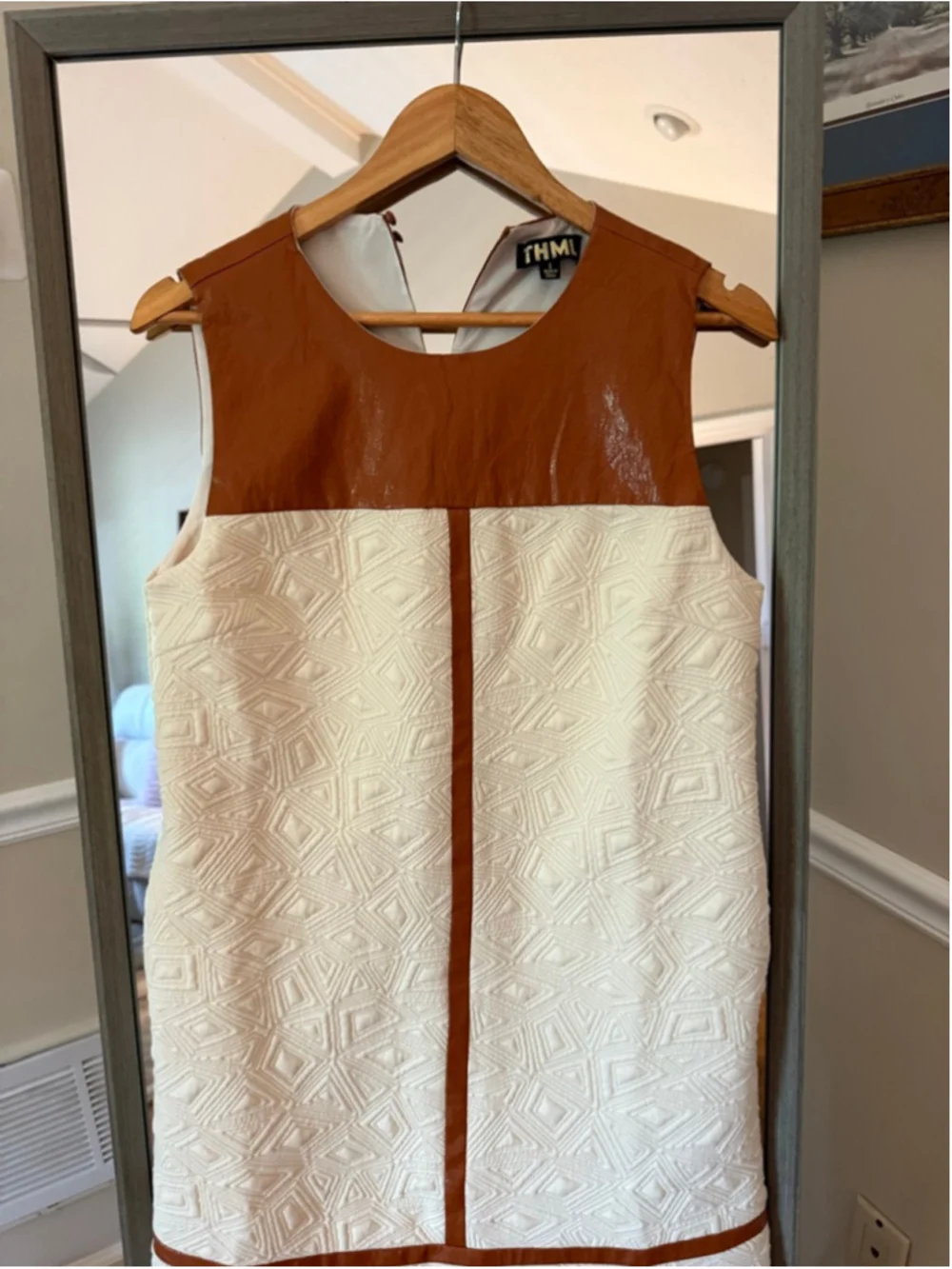 Women's THML White & Brown Sleeveless Dress S MIXED MEDIA TEXTURED MIDI-CREAM - Picture 4 of 7